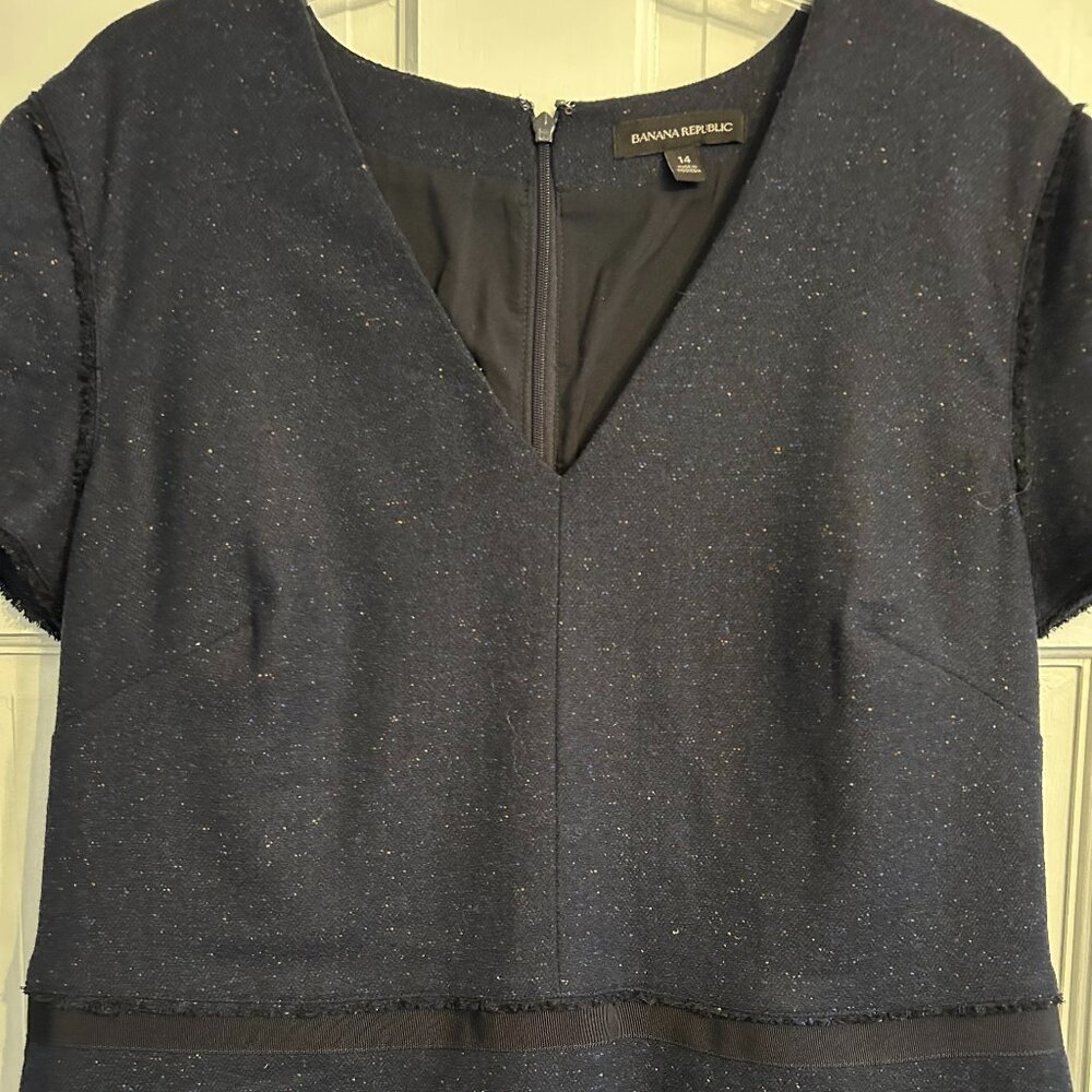 BANANA REPUBLIC Black Sheath Wool Blend Dress.